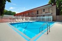 Comfort Inn & Suites Питтсбург Экстерьер фото