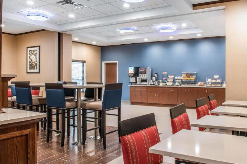 Comfort Inn & Suites Питтсбург Экстерьер фото